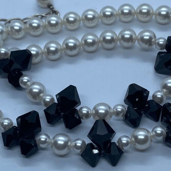 Elegant 18" SGW Designs 925 Sterling Silver, Faux Pearl & Glass Bead Necklace - Picture 3 of 8